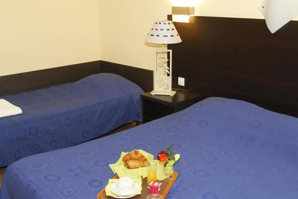 Hotel Restaurant Aux Deux Roses - Chambres