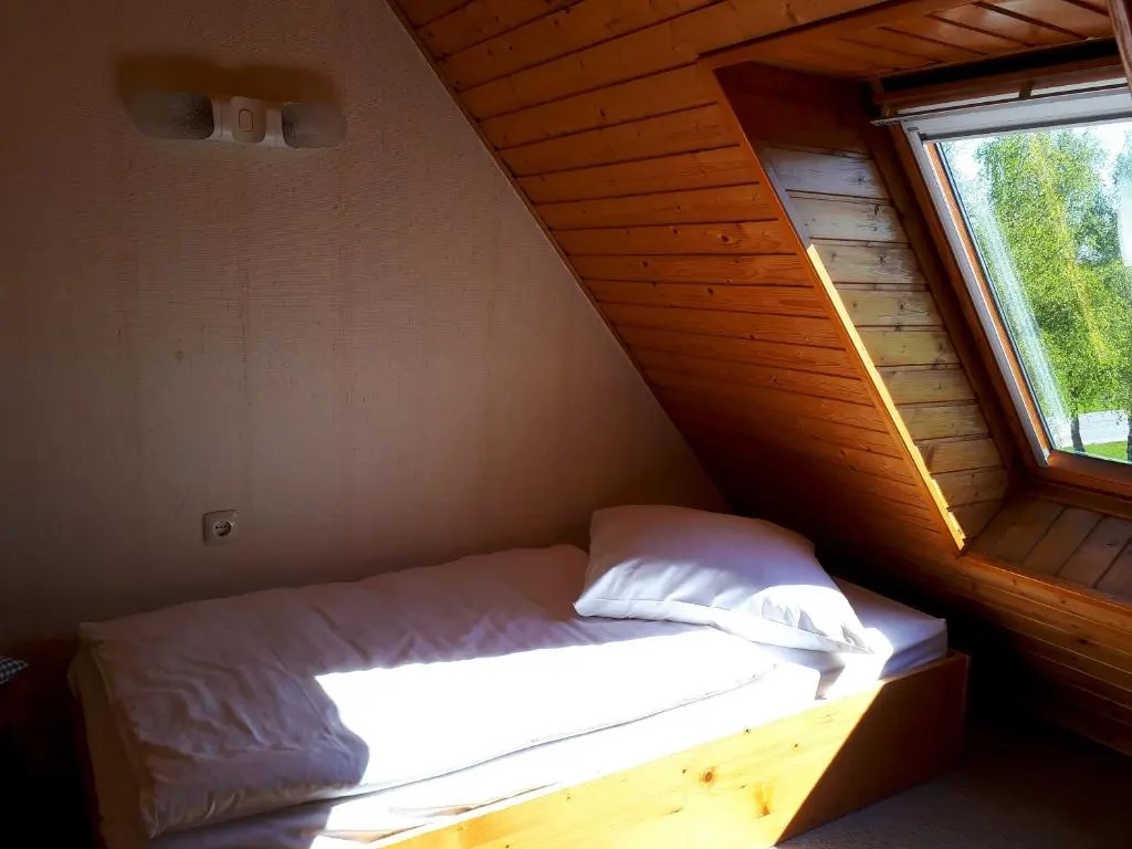 Economy Triple room