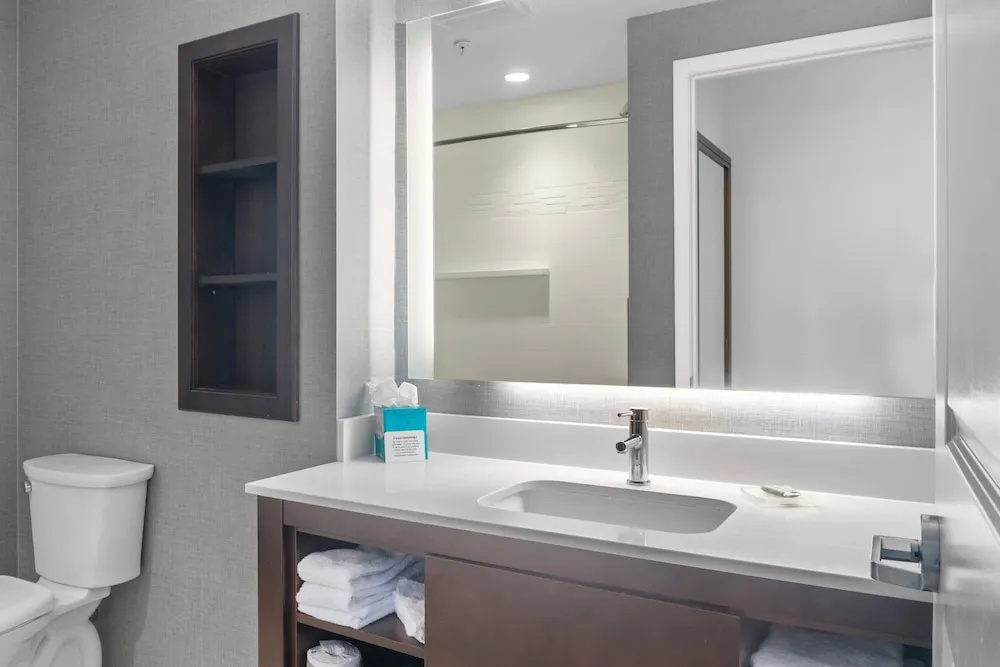 Residence Inn Cleveland Avon at The Emerald Event Center - Chambres
