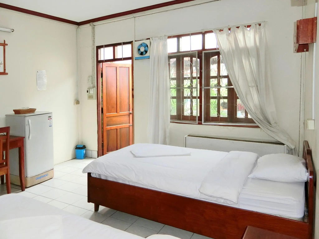 Standard Double room (twin beds)