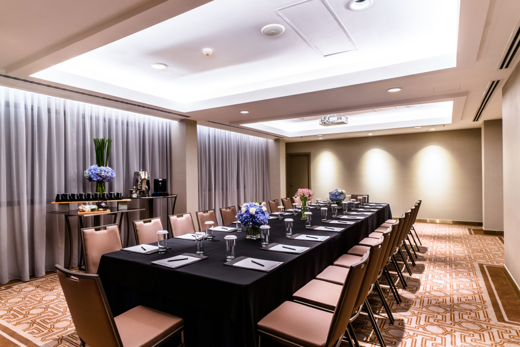 Caravelle Hotel