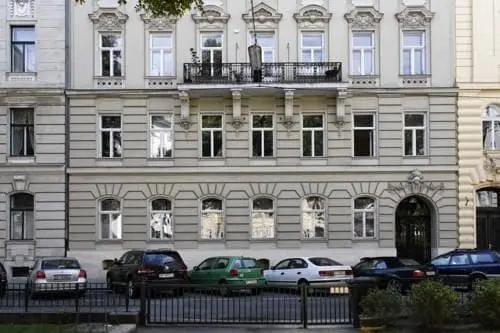 Apartments am Brahmsplatz