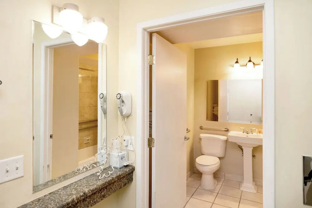 Двухместный номер Standard двуспальная кровать в Central Phoenix Hotel