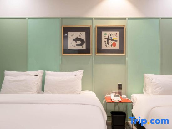 Premium Double room (twin beds)