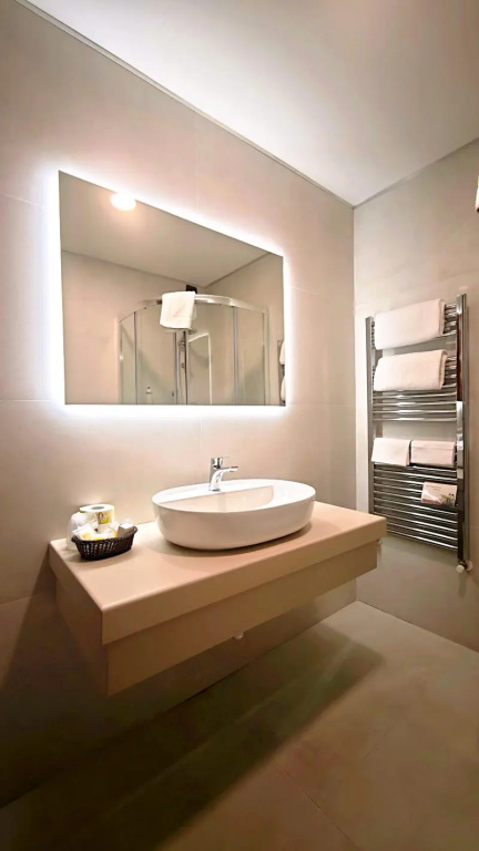 Standard Triple room with balcony