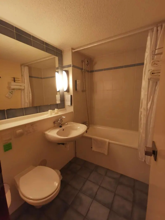 Hotel Campanile Aurillac - Chambres