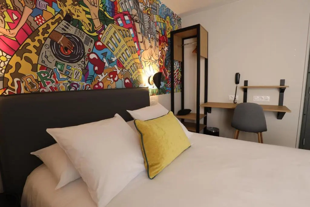 Standard Double room (full double bed)