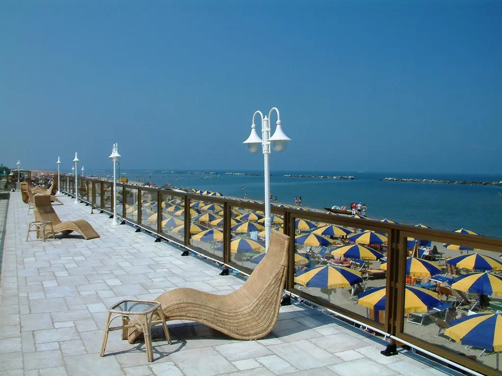 Grand Hotel Azzurra Club Lido Adriano - Général