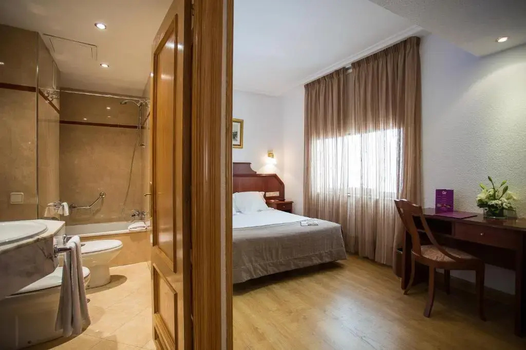 Hotel Zentral Ramiro I Oviedo - Chambres
