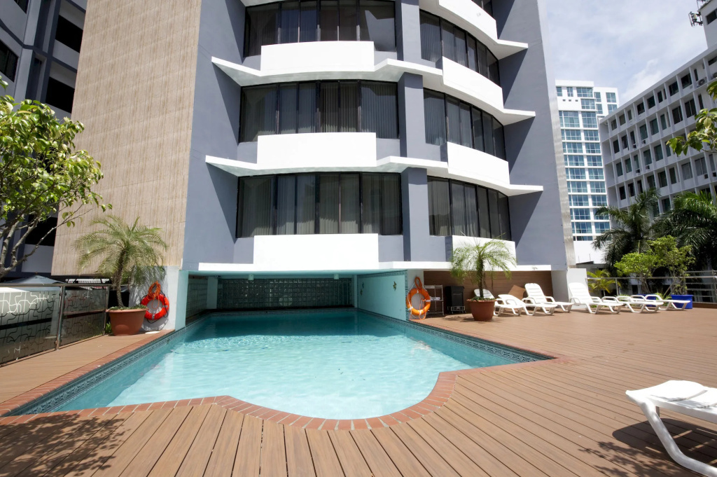 Pool