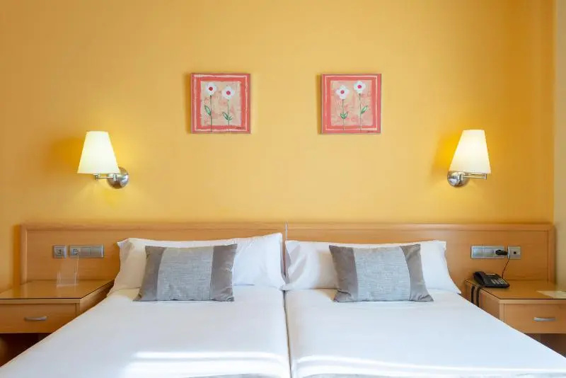 Hotel Real Lleida - Chambres