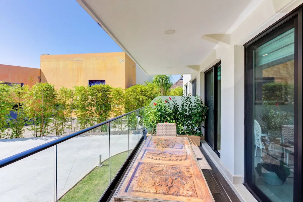 NEW El Tigre Resort-style Stay