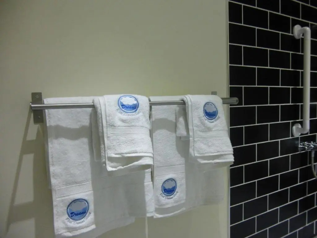 Real Dreams Hotel - Chambres