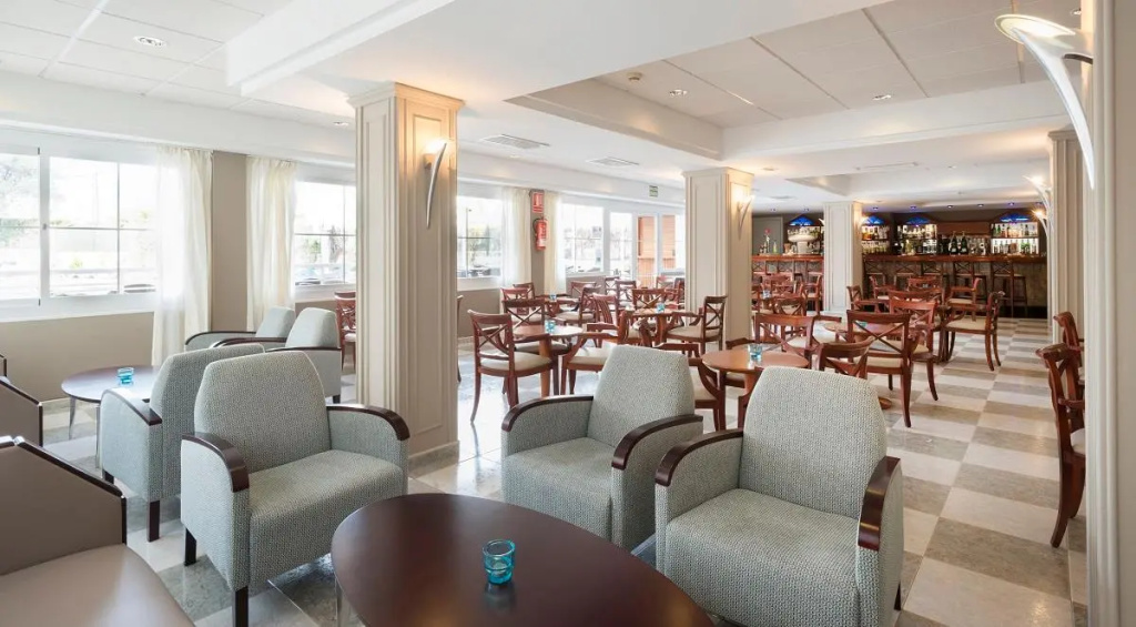 Hotel photo 28