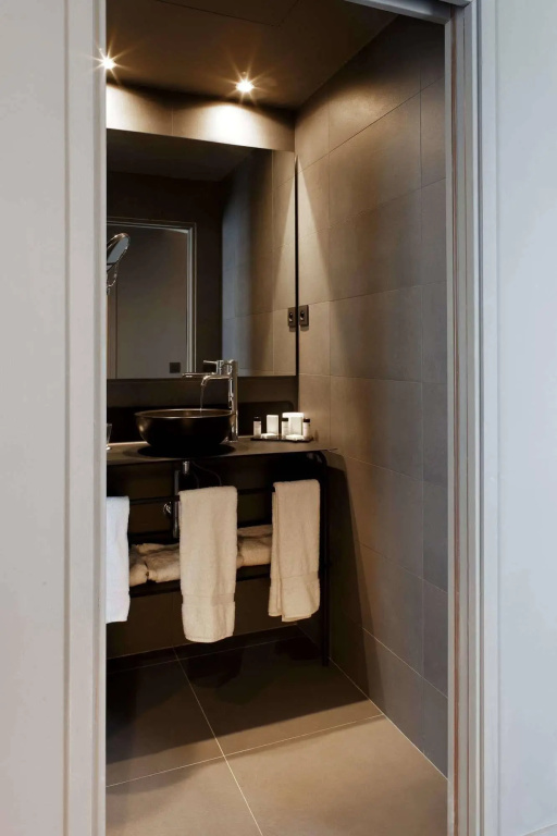 Hotel Saint Marcel — 11