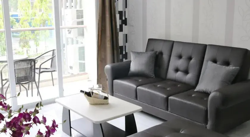 The Place Pratumnak by Pattaya Rental Apartments