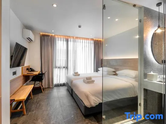 Superior Double room (twin beds)