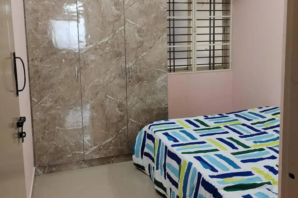 Ramamurthy/sleeps6/2bedroom/tv/wifi
