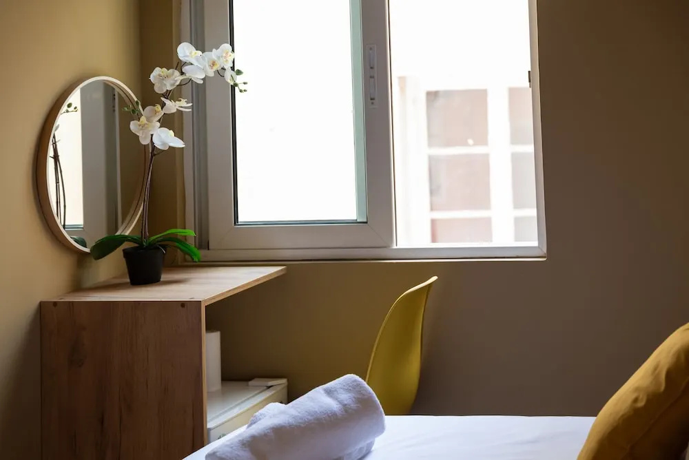 Comfort room