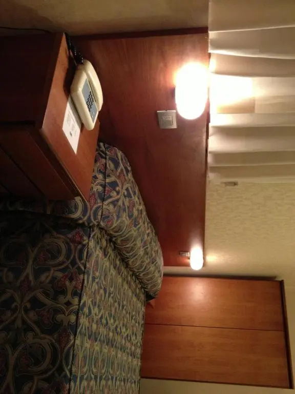 Economy room