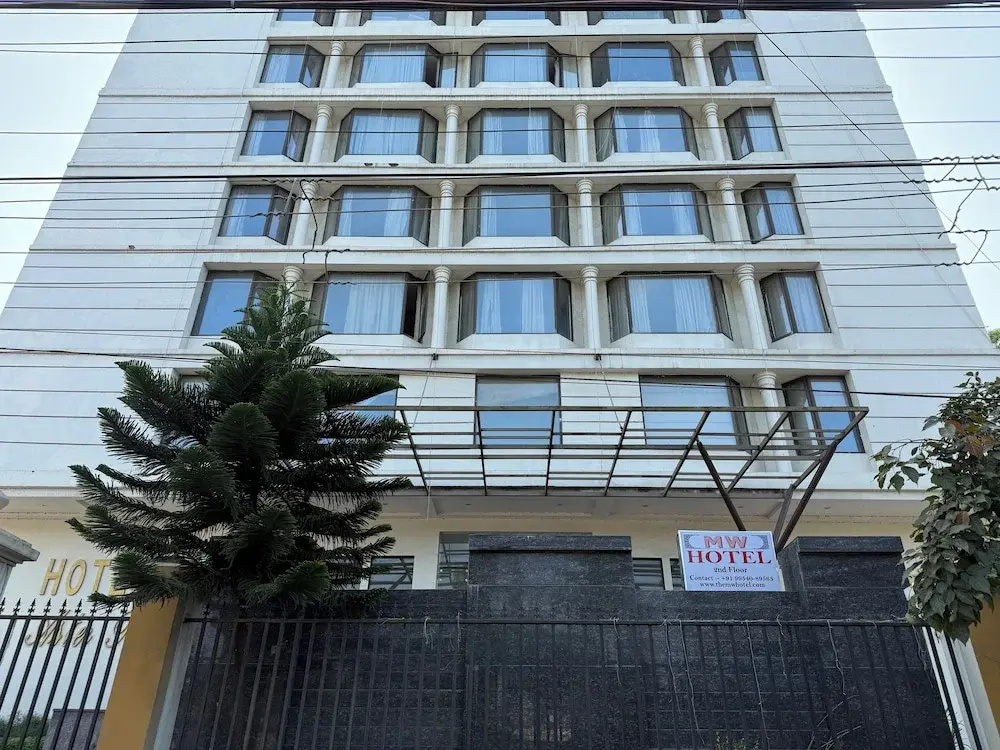 Mw Hotel