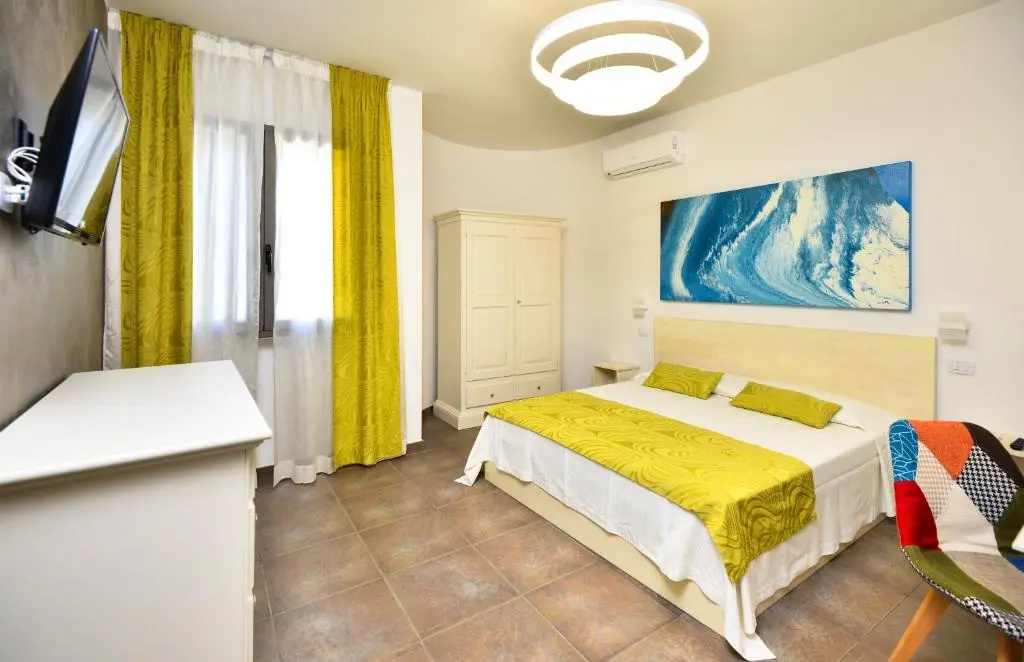 3 Bedrooms Cottage