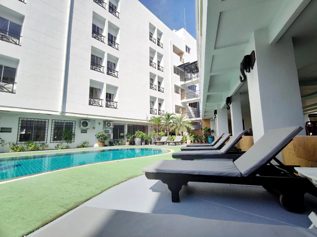 Balcony & Terrace
