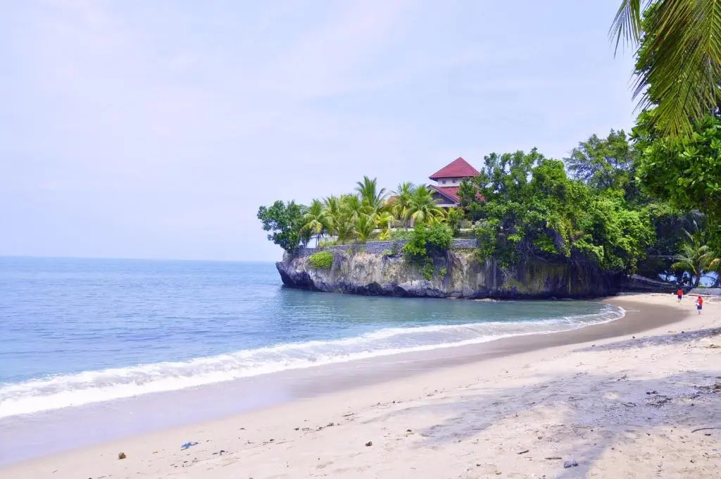 Beach & Waterfront