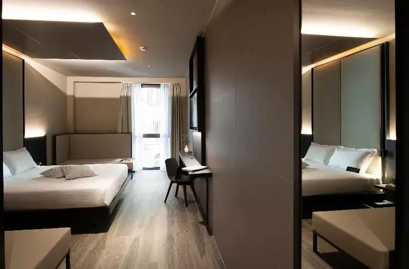 Classic Quadruple room
