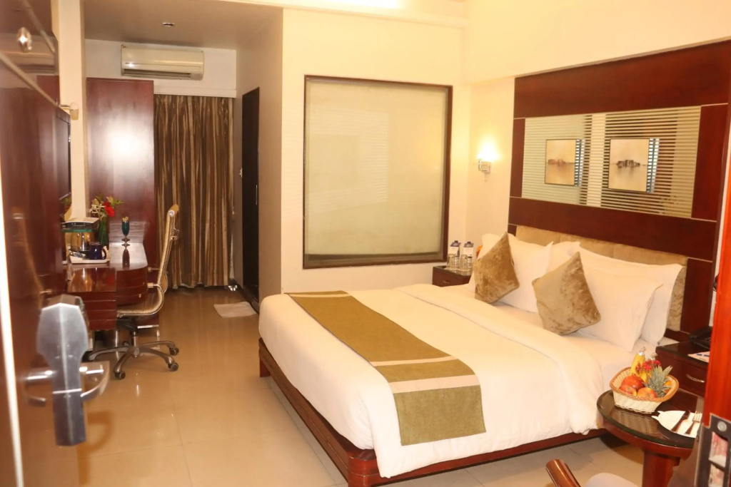 Kyriad Hotel Indore - фото 3
