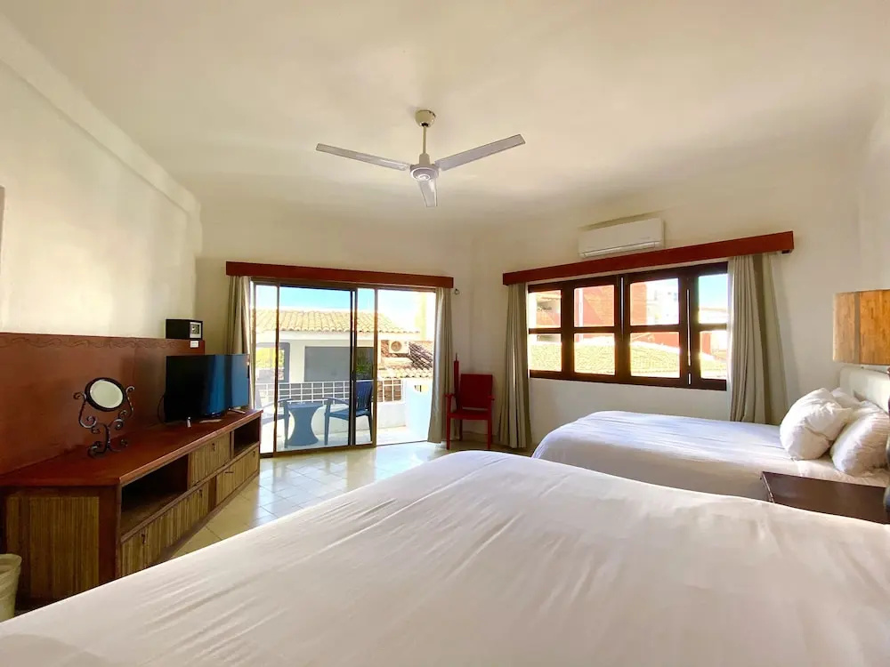 Deluxe Quadruple room