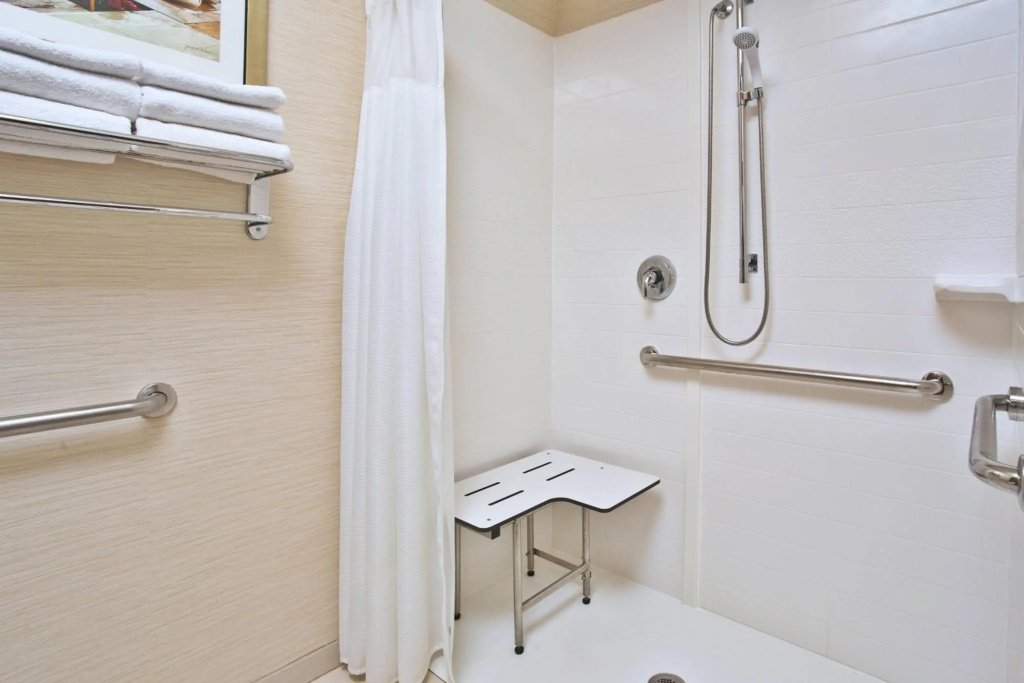 Fairfield Inn & Suites by Marriott Madison West/Middleton - фото 10