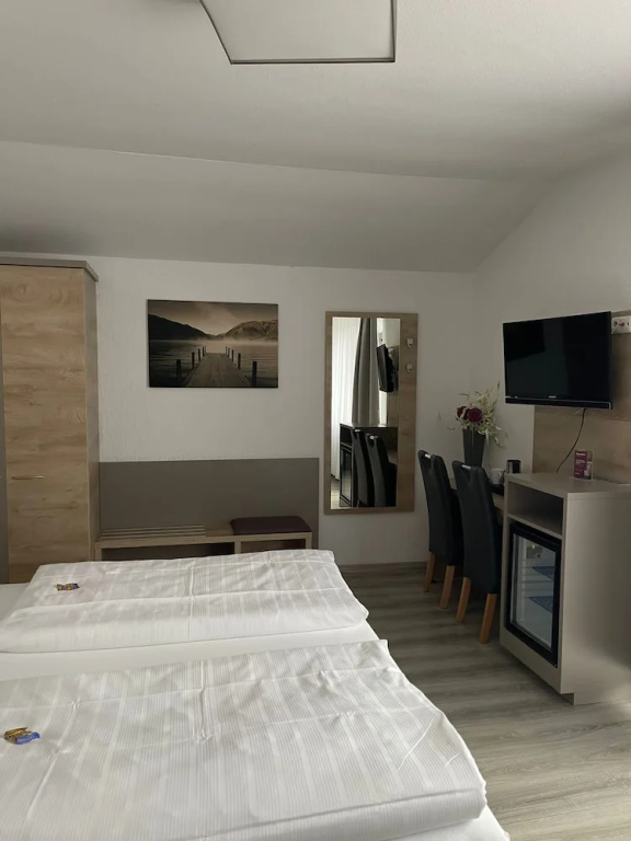 Comfort Double room with balcony and with river view (full double bed)