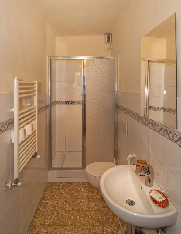 Standard Double room with street view (full double bed)