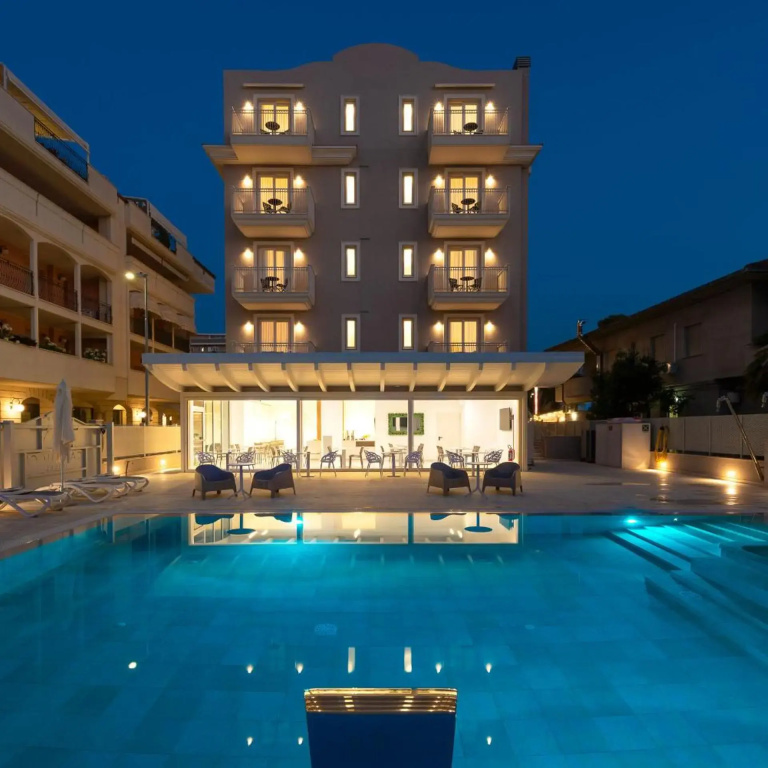 Hotel photo 10