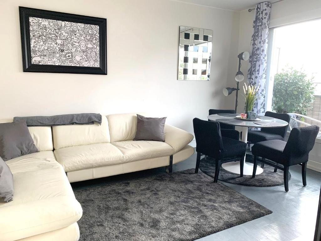 Nice flat near Paris MCP