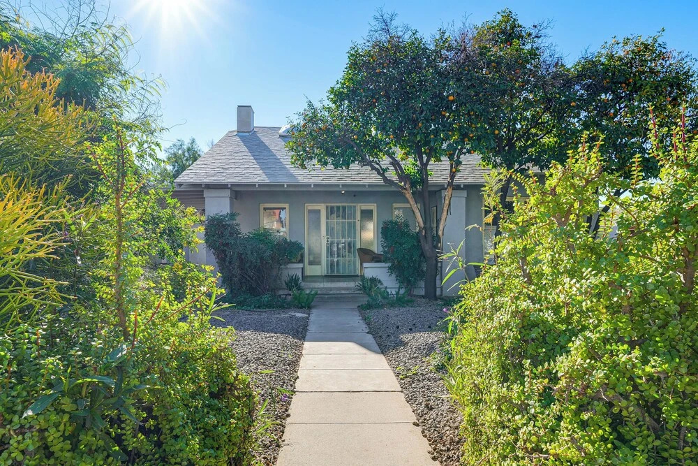 2 Mi to Downtown: Pet-friendly Home in Phoenix!