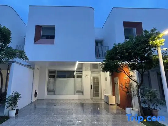 LI BAI Homestay
