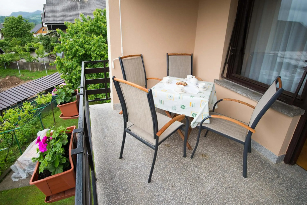 Apartma Ela