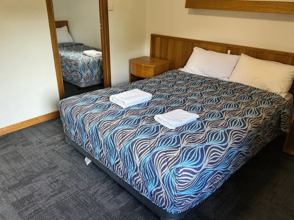 2 Bedrooms Standard Triple room with park view