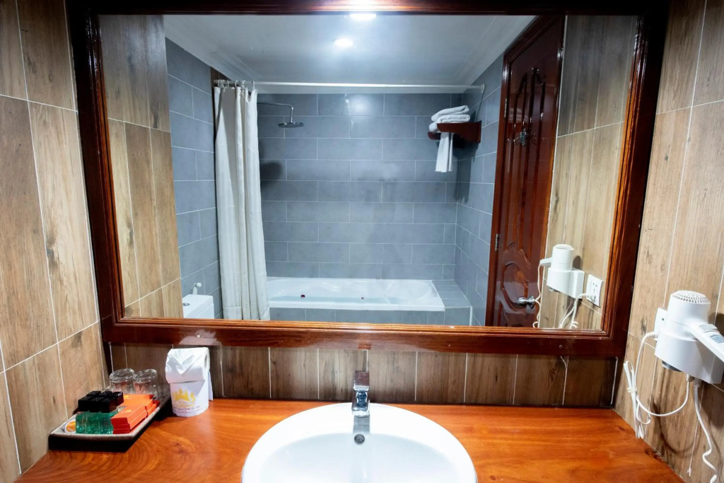 The Suite By Royal Crown Hotel - Général