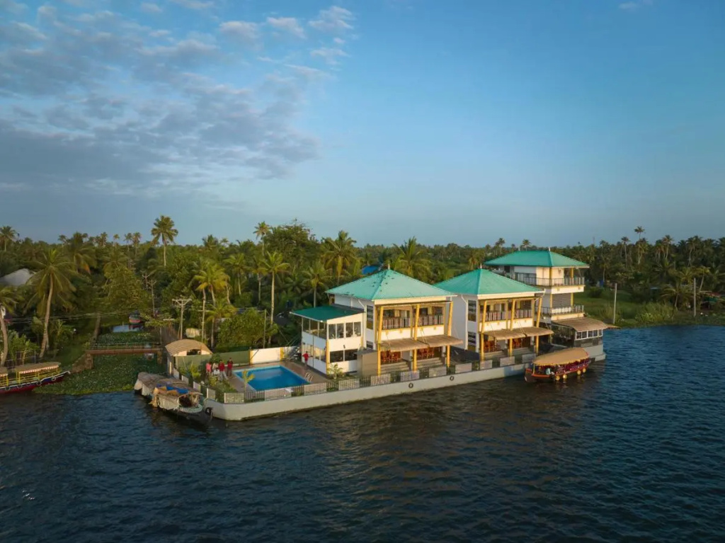 Mira's PMC Lakeshore Resort - Général