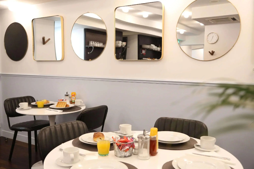 Hotel photo 12