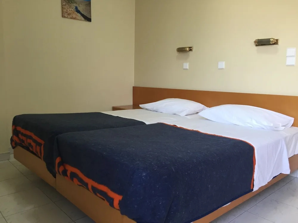 1 Bedroom Apartment with courtyard view