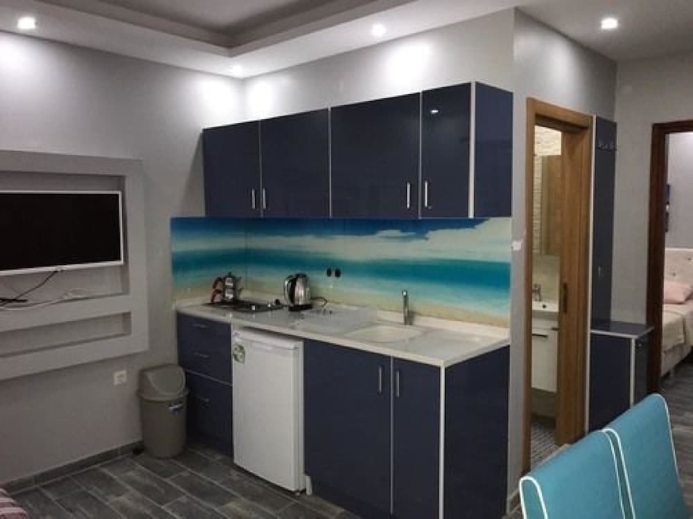 gallery_image_hidden_11