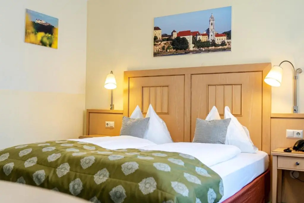 Restaurant Zur Post - Chambres