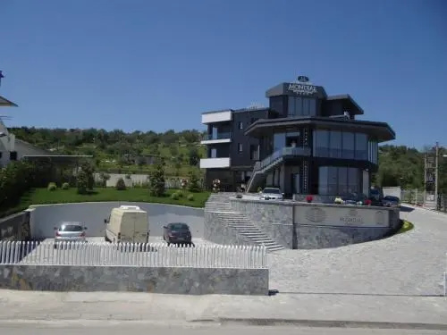 Mondial Boutique Hotel