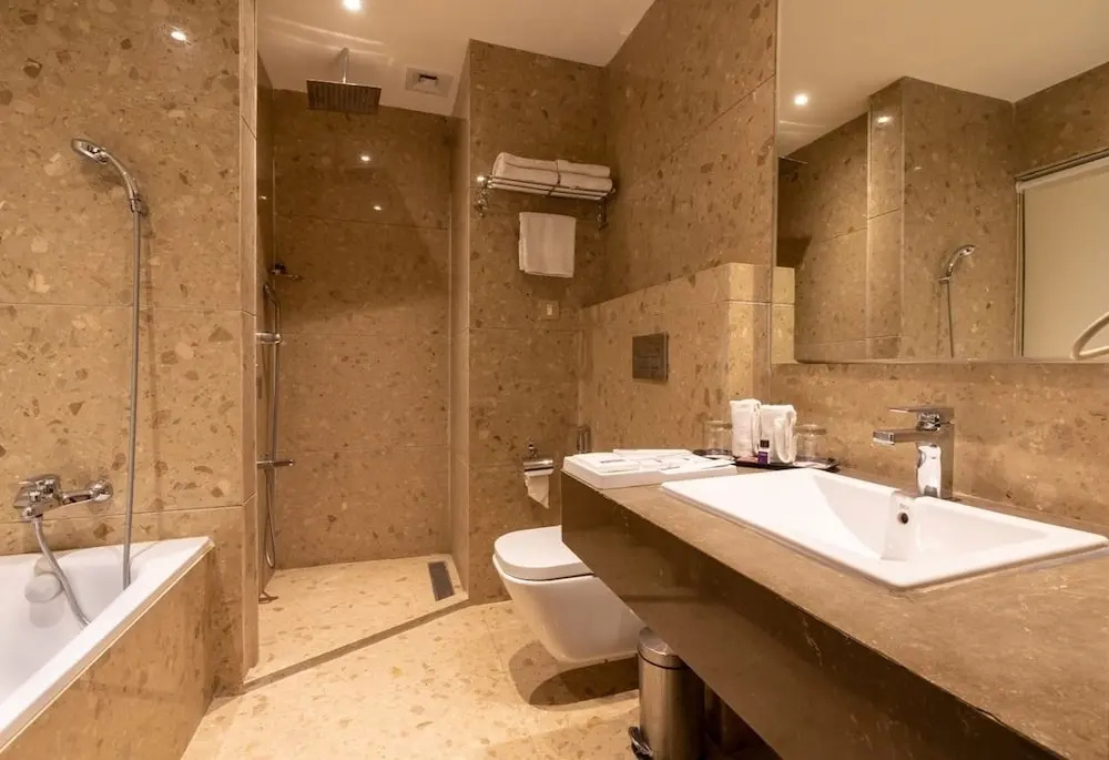 1 Bedroom Standard Double Club room (twin beds)