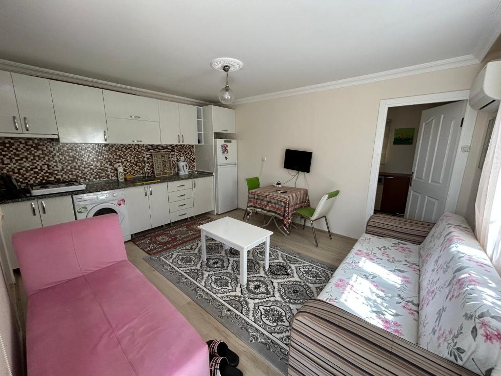 Cileks Apart Otel — 4