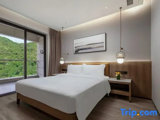 Quadruple Suite with mountain view